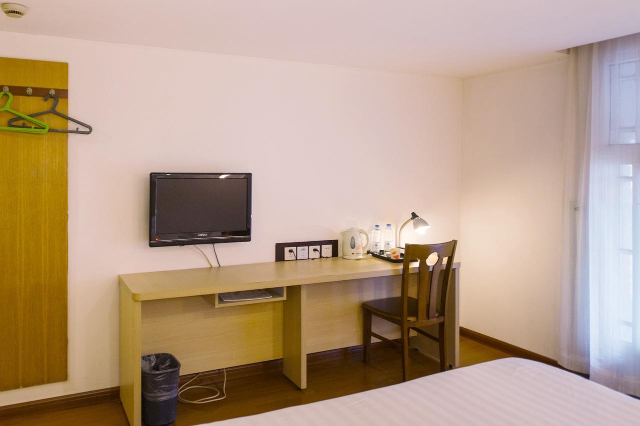 Motel Zhenjiang Jiefang Road מראה חיצוני תמונה