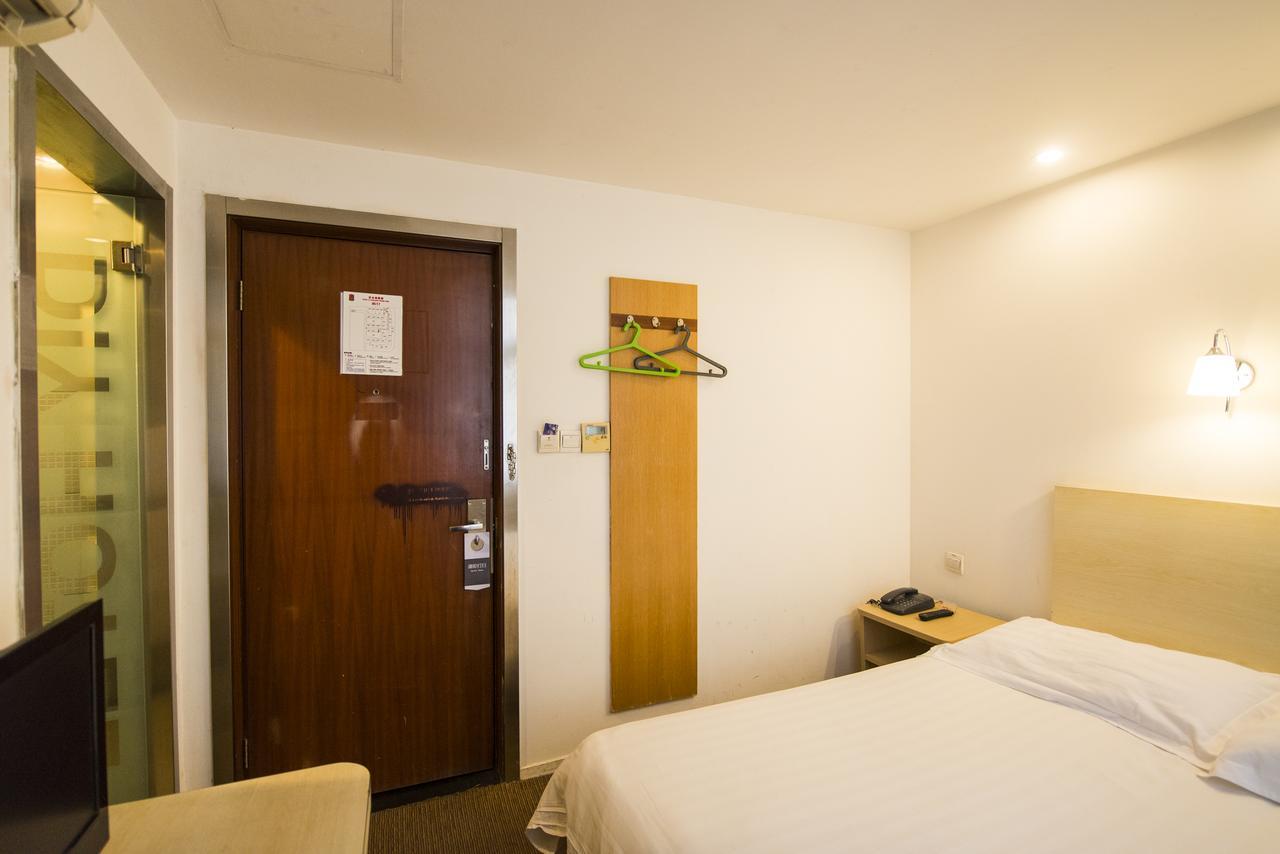 Motel Zhenjiang Jiefang Road מראה חיצוני תמונה